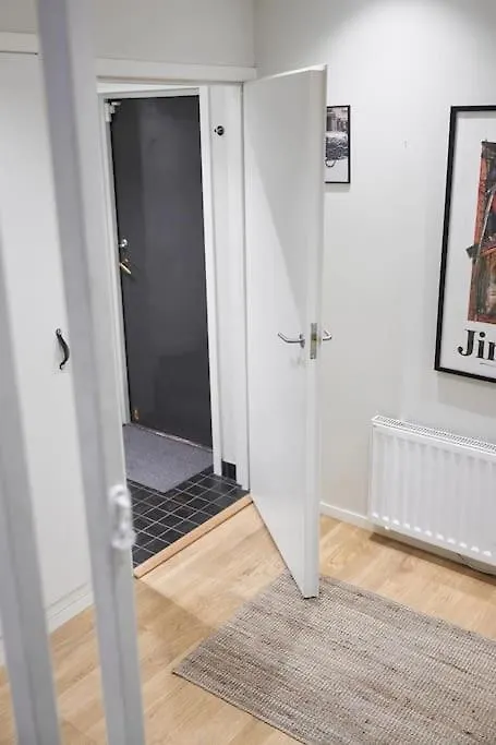 גטבורג Townhouse Med Bastu, 4 Vaningar Naera Liseberg 0*,  שבדיה